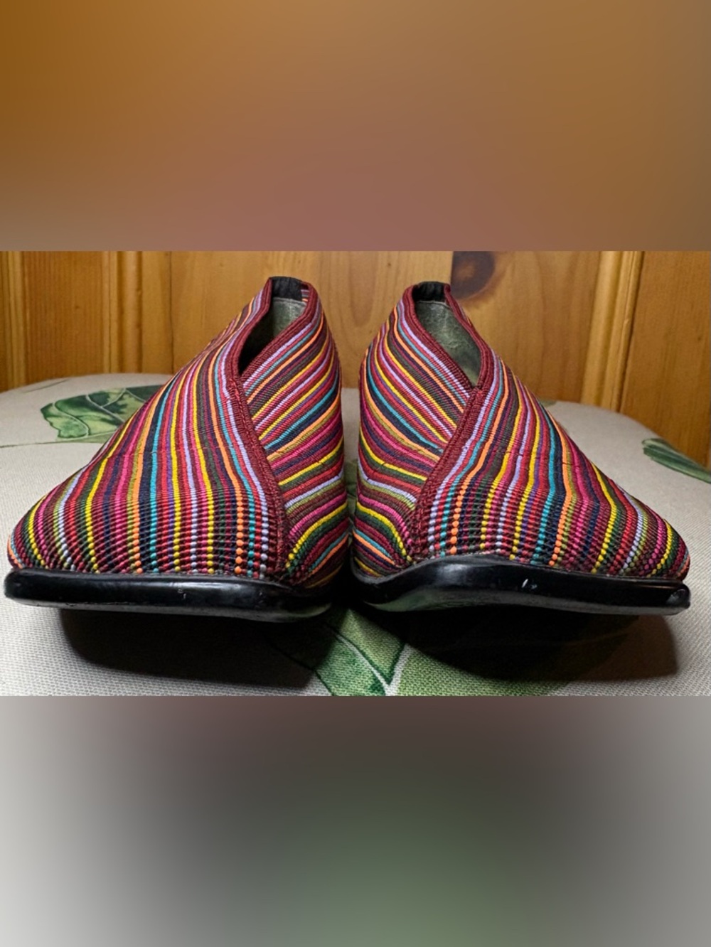 San Miguel Stretchy Slip-On “Mocasin Luna” in Multi-Color Stripe w 1” Heel (7.5) - Picture 6 of 7